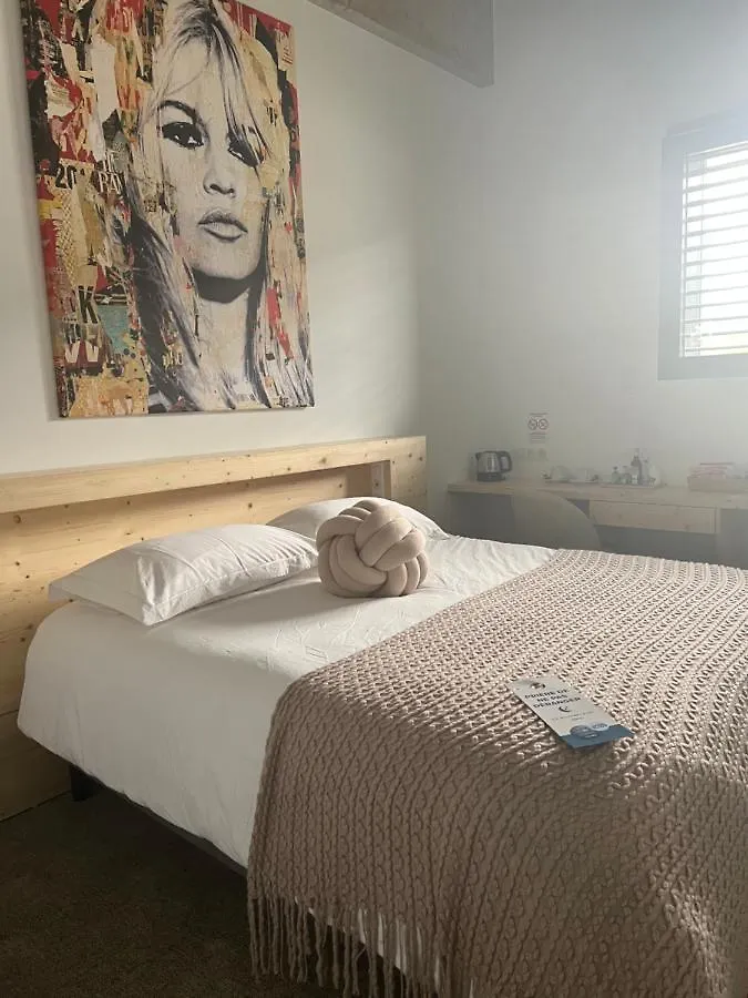 Le B Complexe Hotel Lozanne Frankrijk