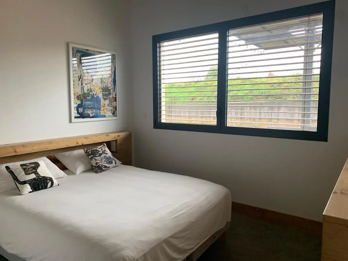 Le B Complexe Hotel Lozanne 0*,