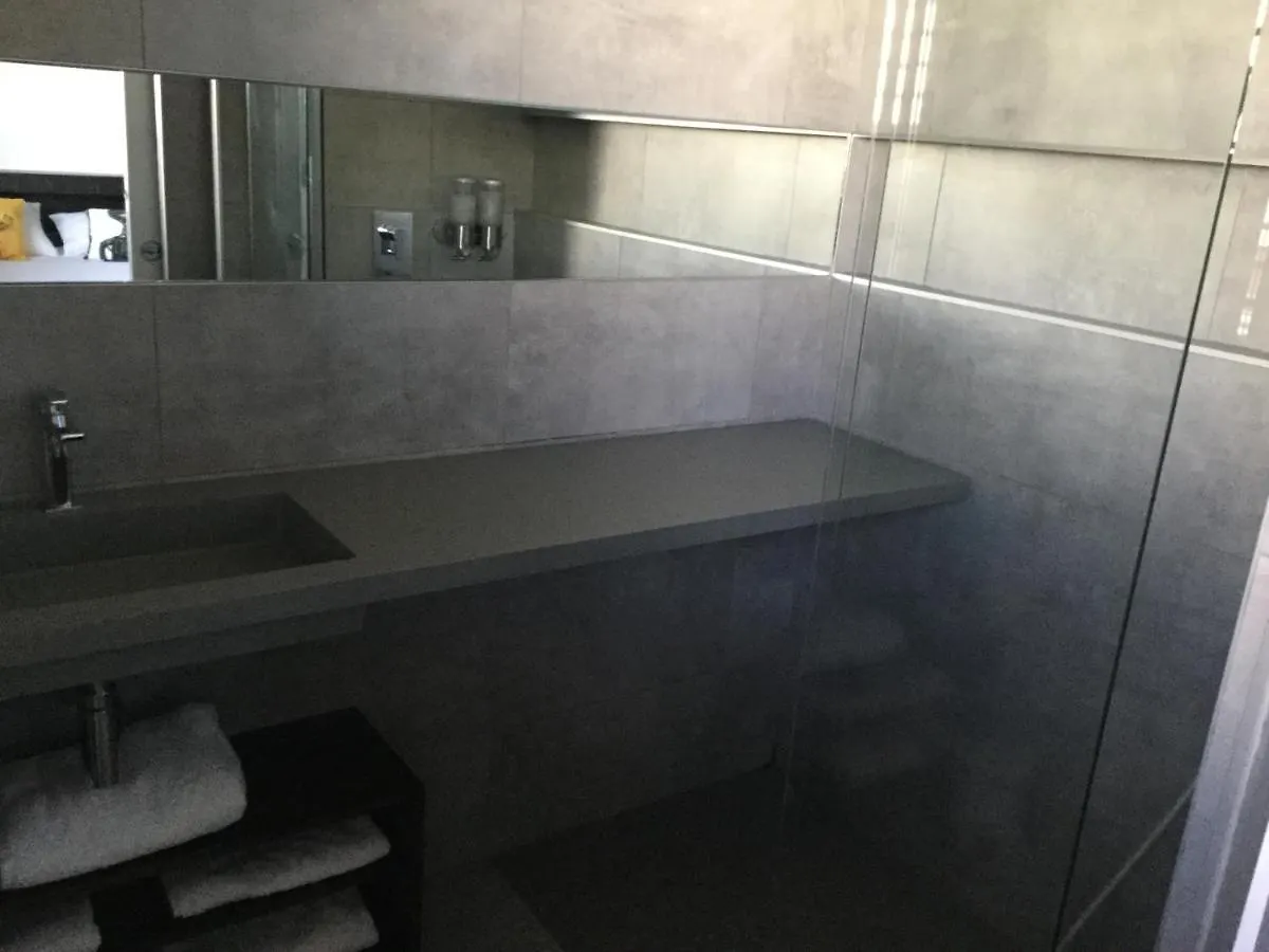 Le B Complexe Hotel Lozanne
