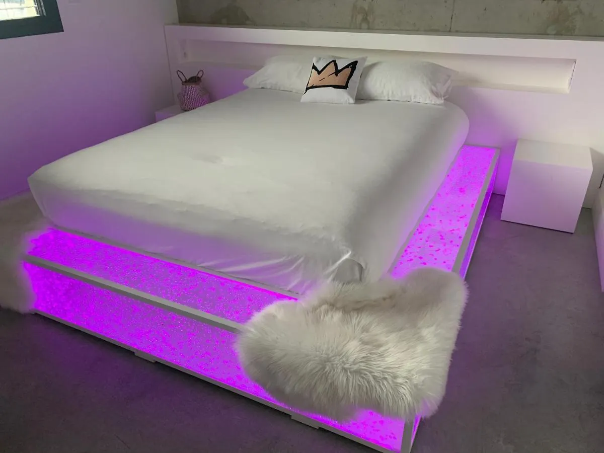 Le B Complexe Hotel Lozanne 0*,  France