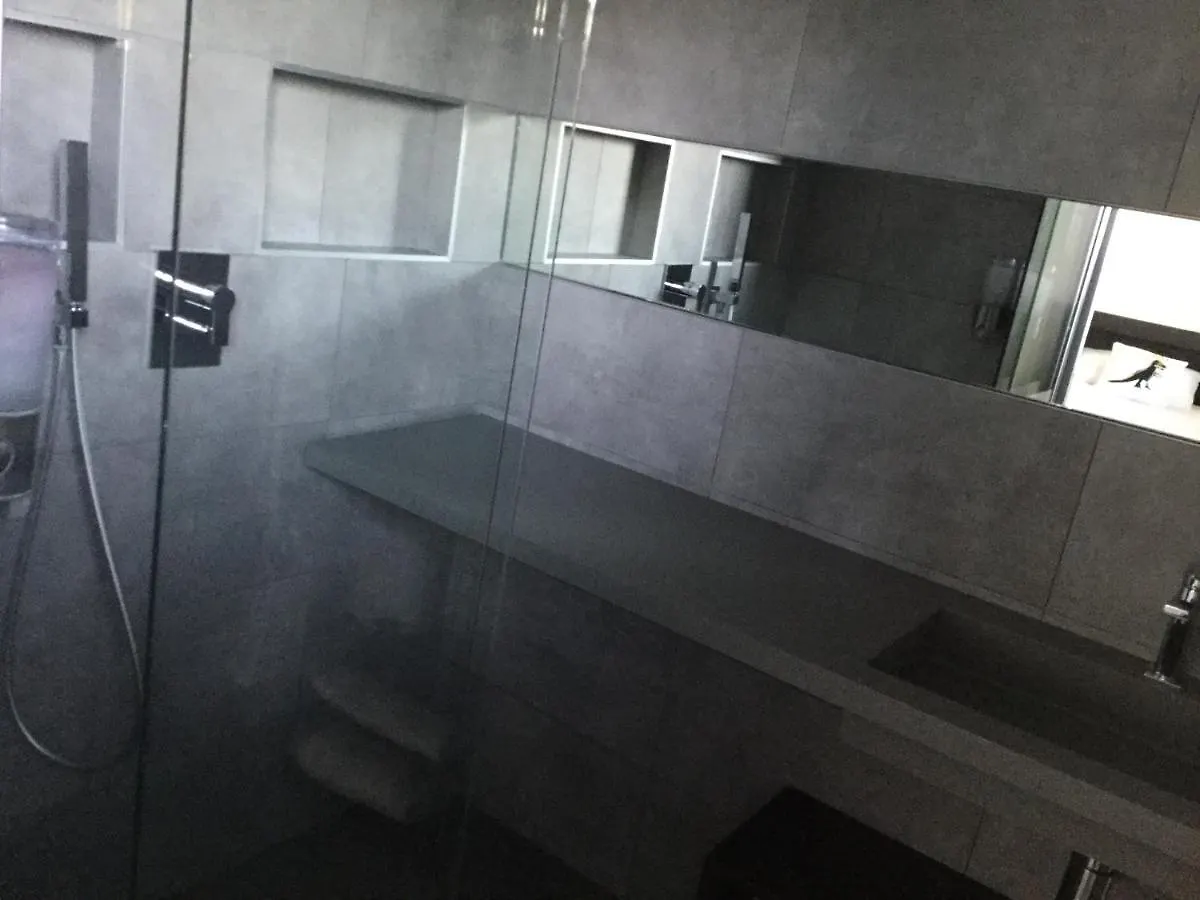 Le B Complexe Hotel Lozanne